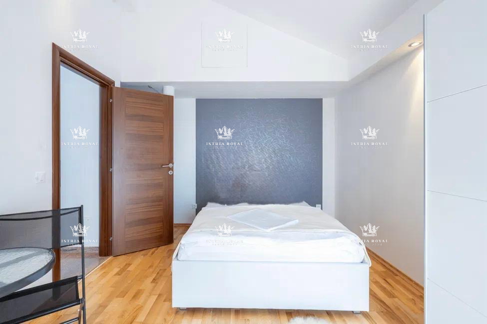 Istra, Kaštel, Buje, hiša 110 m2, 2 spalnici + dnevna soba