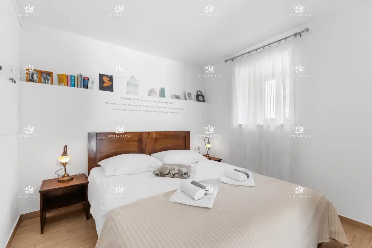 🏡 ISTRA – PIĆAN: TRI ISTRSKE VILE Z BAZENOM, TENIŠKIM IGRIŠČEM IN 5000 m² DVORIŠČA! 🌿