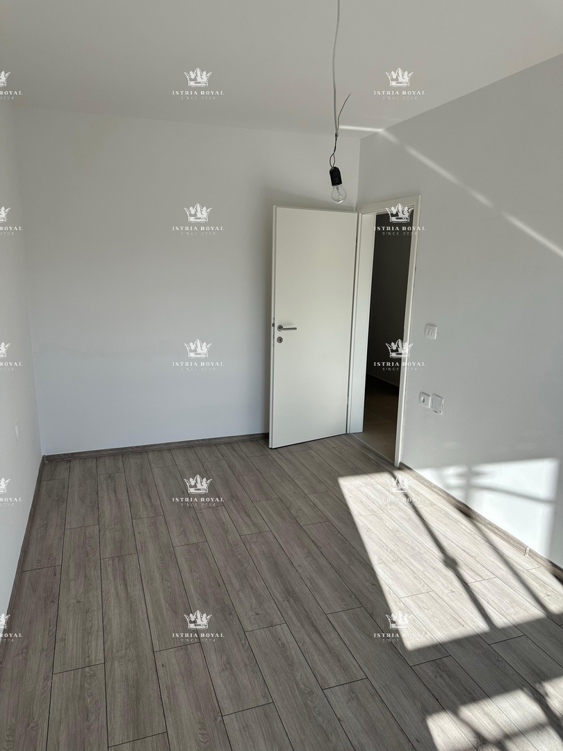 Istra, Medulin, stanovanje 62 m2, 2SS+DB, novogradnja, parkirišče