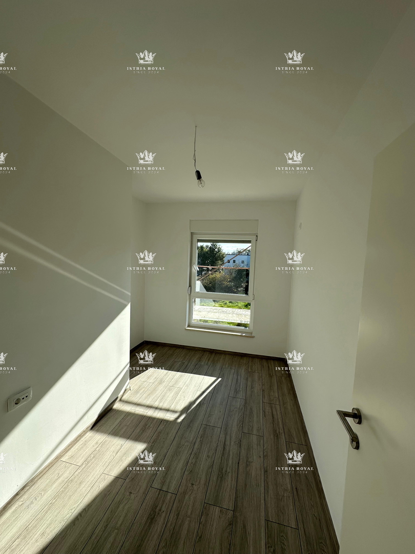 Istra, Medulin, stanovanje 62 m2, 2SS+DB, novogradnja, parkirišče