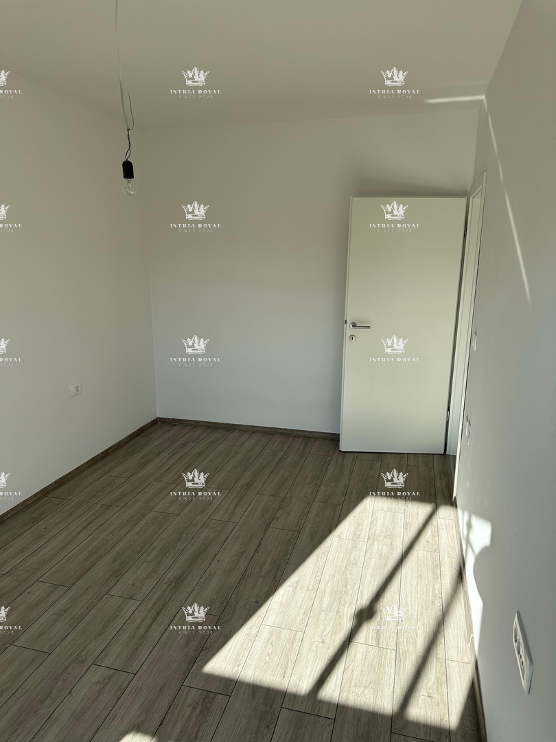 Istra, Medulin, stanovanje 62 m2, 2SS+DB, novogradnja, parkirišče