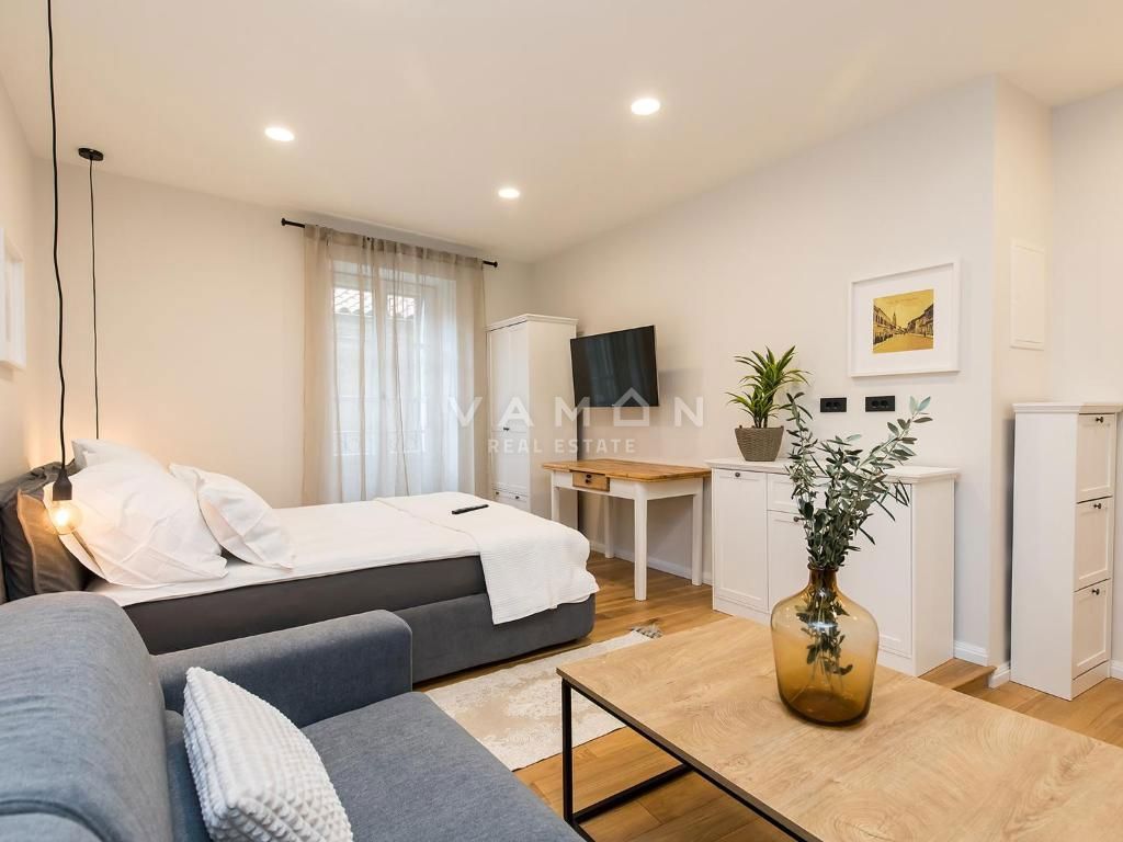Čudovit Apartma v Starem Mestu Poreča