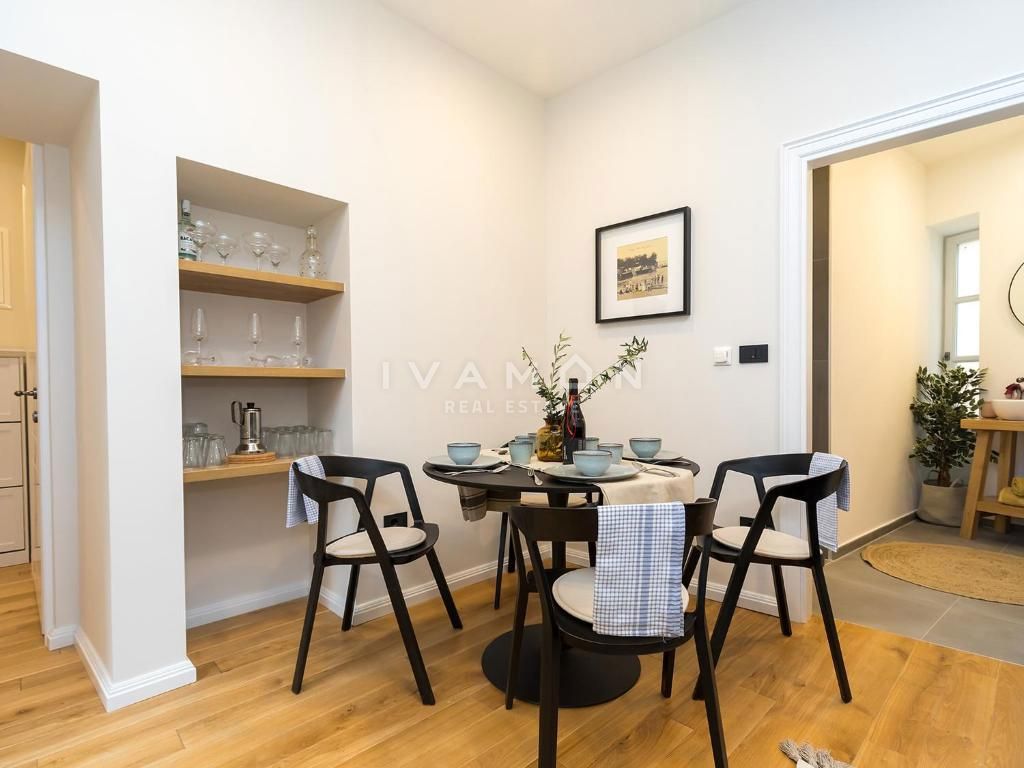 Čudovit Apartma v Starem Mestu Poreča