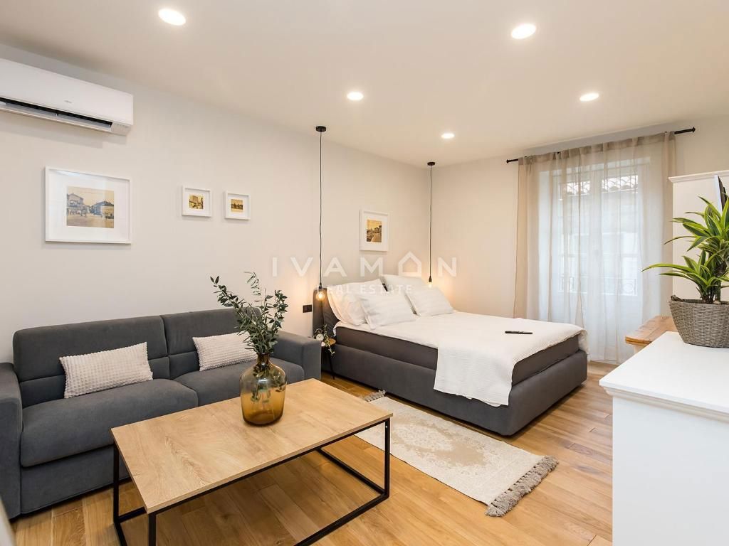 Čudovit Apartma v Starem Mestu Poreča