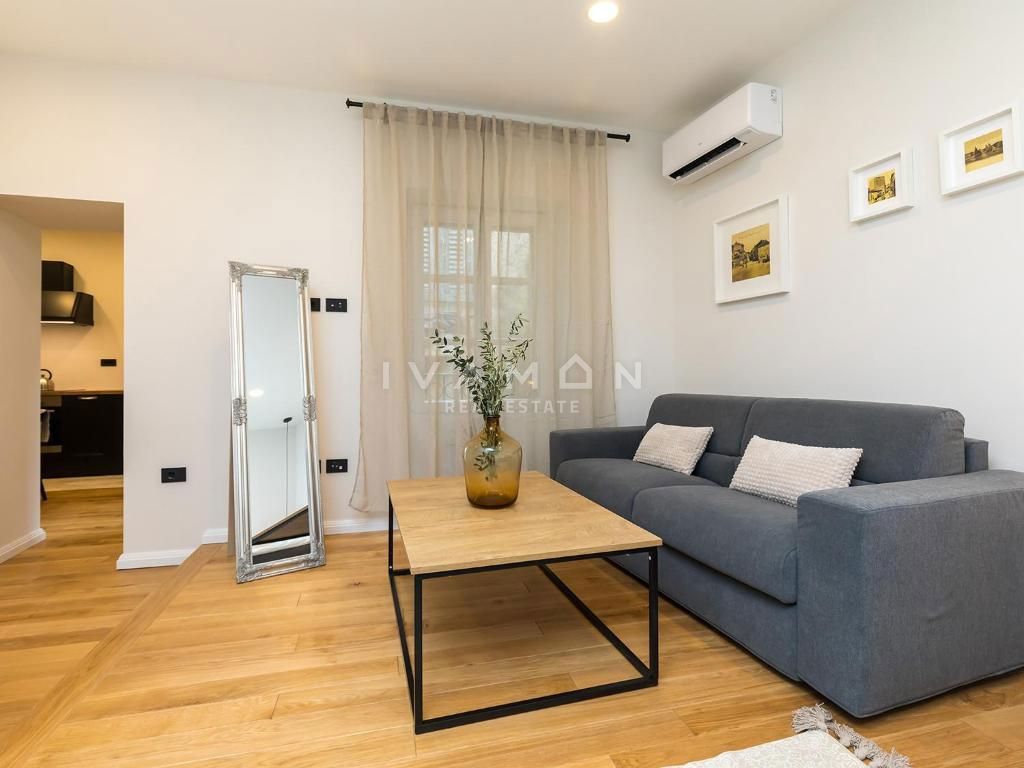 Čudovit Apartma v Starem Mestu Poreča