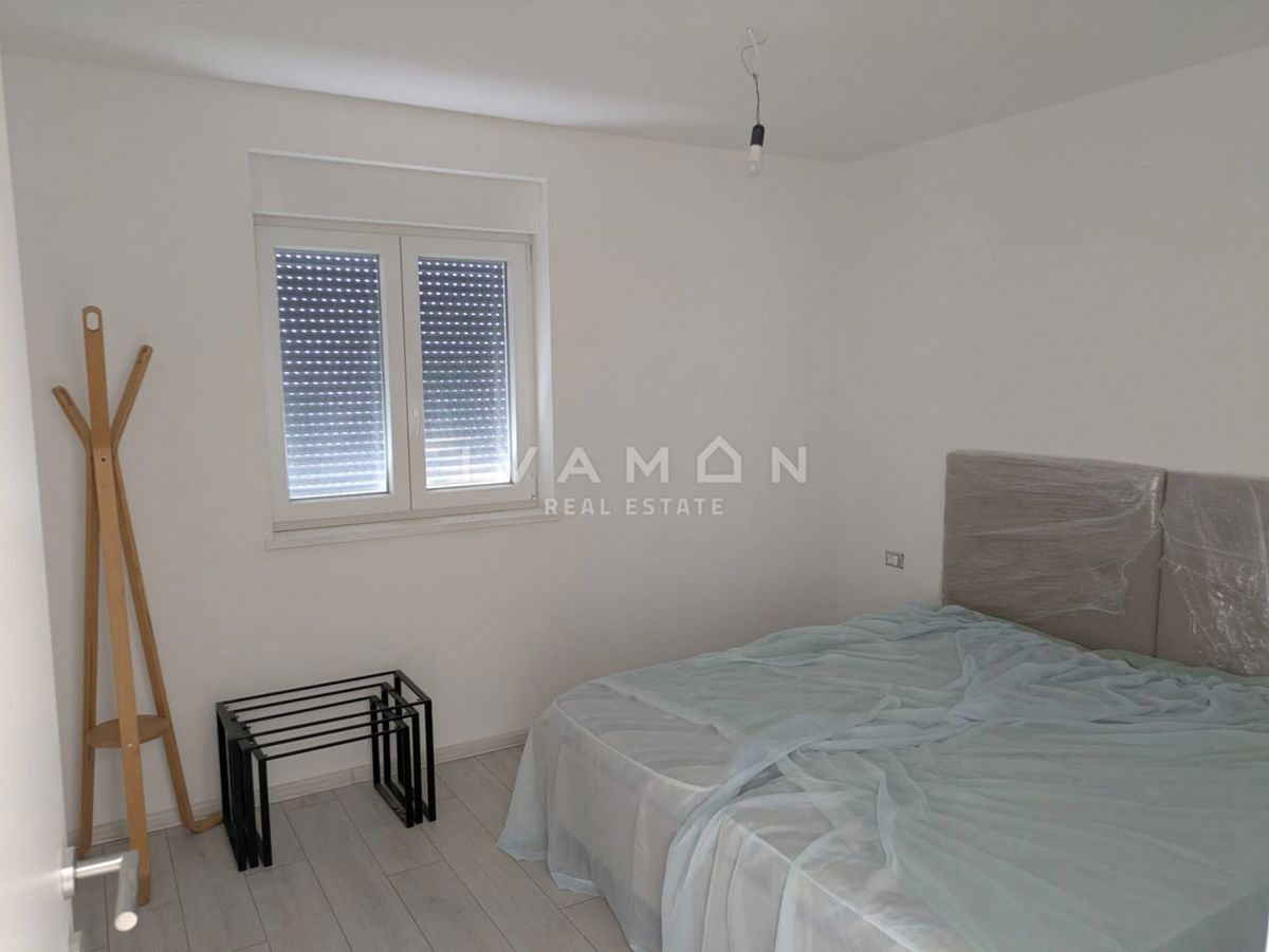 Prodaja se novo stanovanje v Pulju, 52 m²