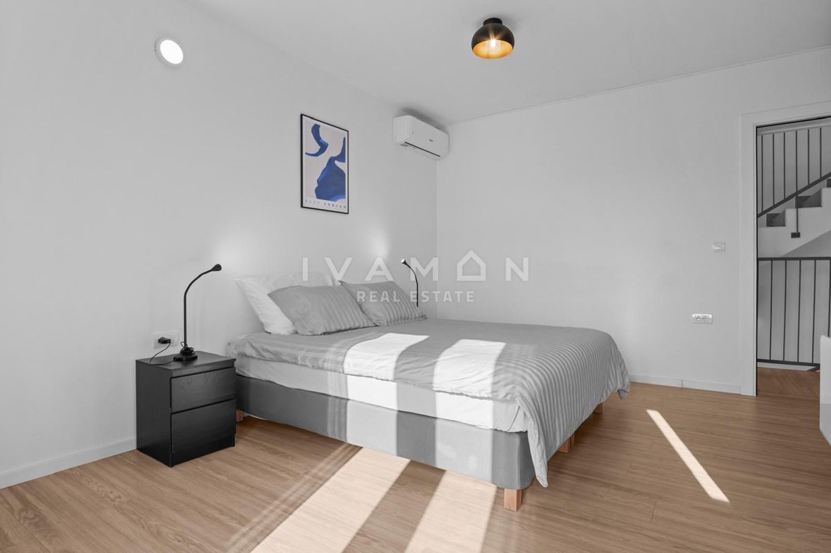 Opremljena štirisobna hiša blizu centra