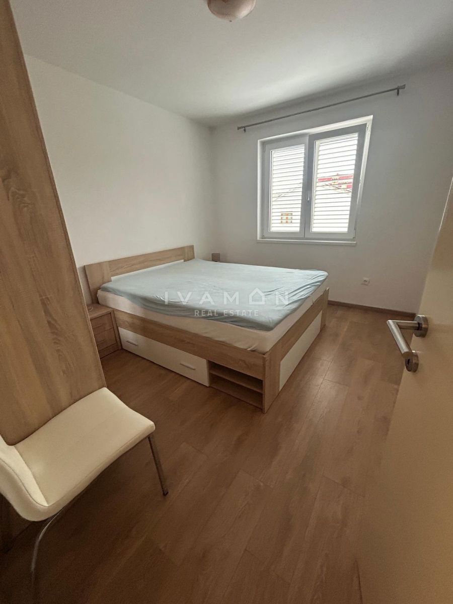 Dvosobno stanovanje na najboljši lokaciji v Poreč