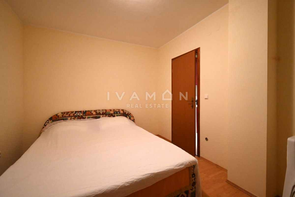 Opremljeno dvosobno stanovanje