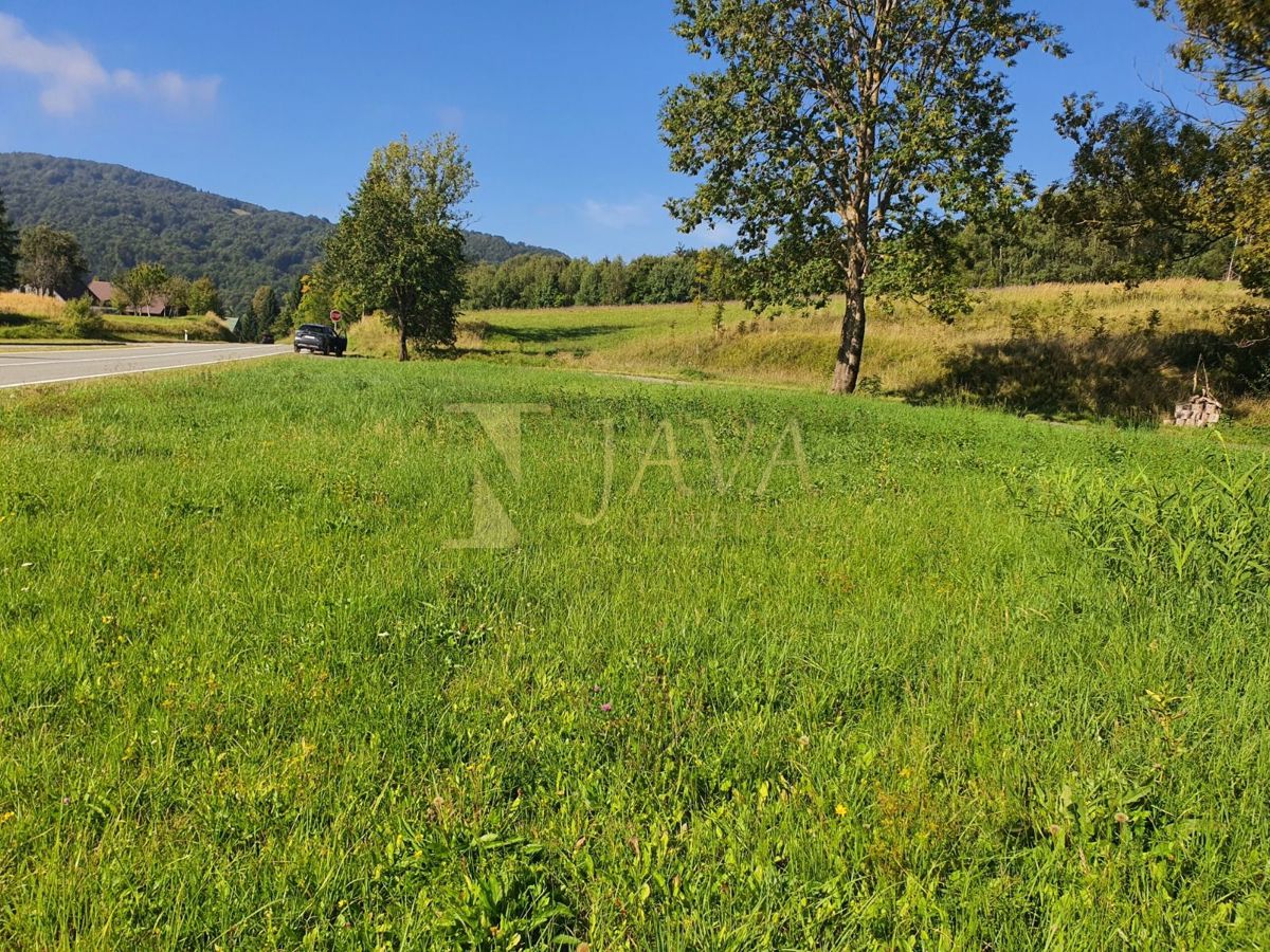 Zemljišče Kupjak, Ravna Gora, 415m2