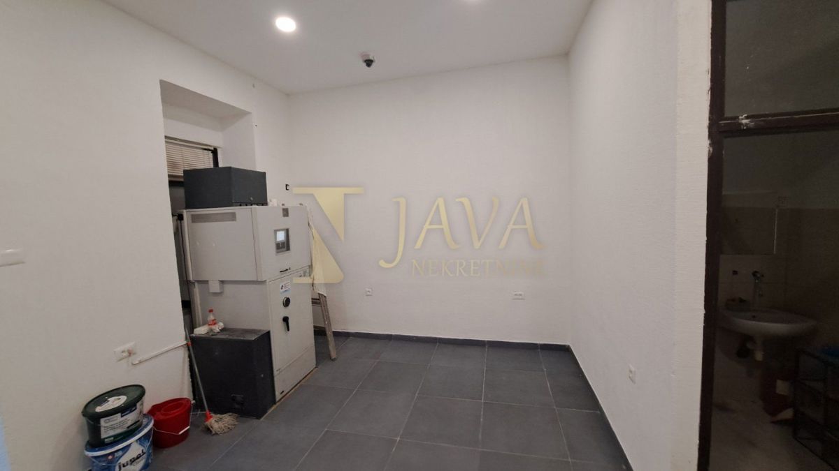 Poslovni prostor Belveder, Rijeka, 22m2