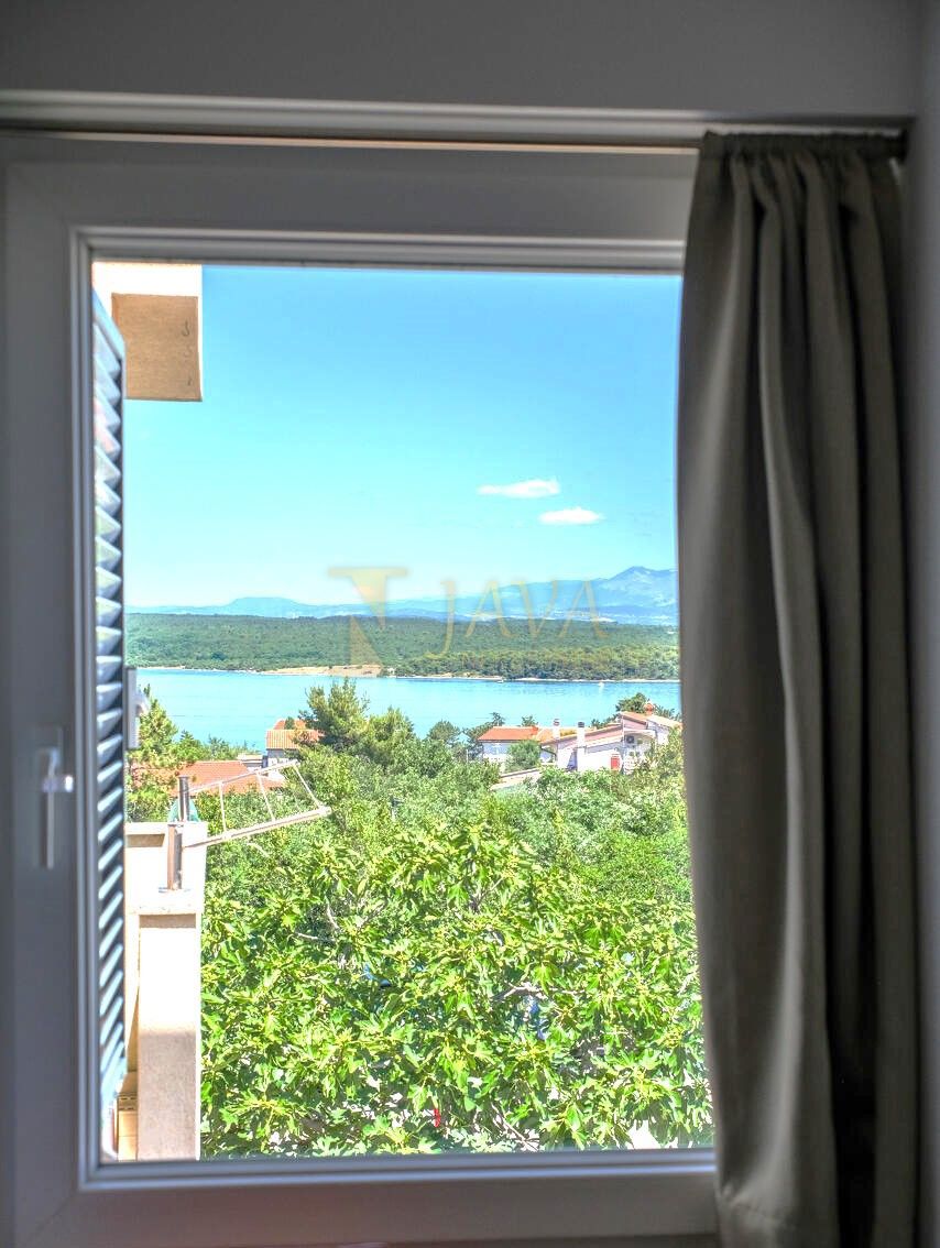 Stanovanje Dobrinj, 57m2