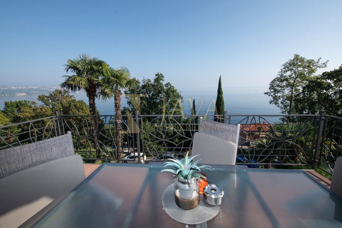 Stanovanje Opatija - Centar, Opatija, 140m2