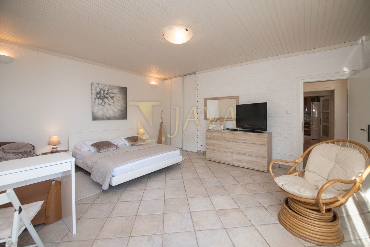 Stanovanje Opatija - Centar, Opatija, 140m2