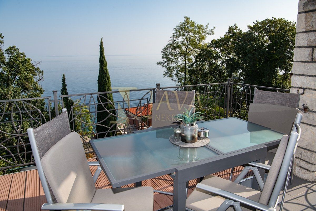 Stanovanje Opatija - Centar, Opatija, 140m2