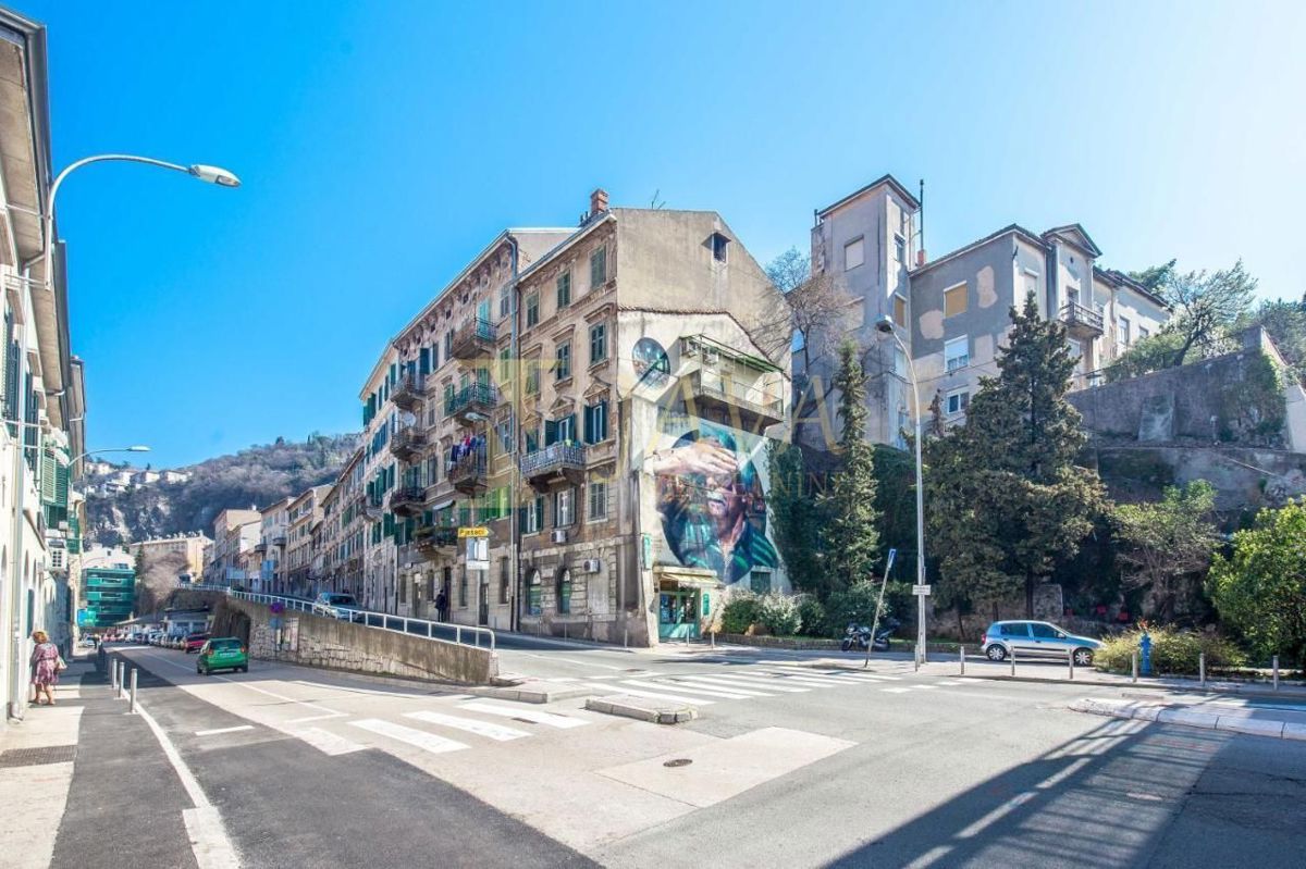 Školjić, Rijeka, 92,82m2