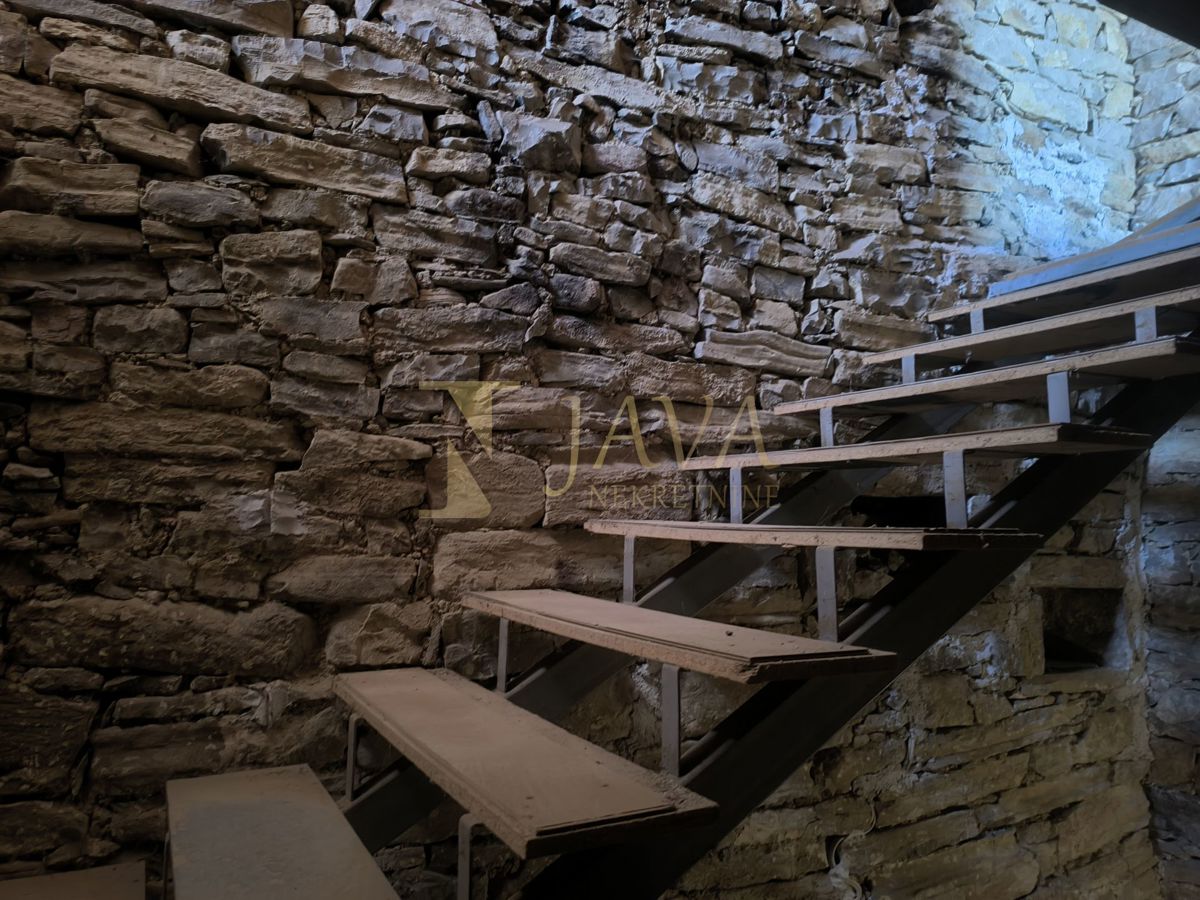 Hiša Grimalda, Cerovlje, 141m2