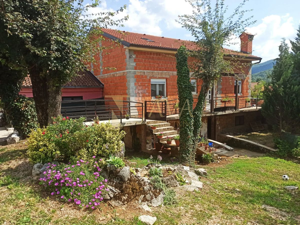 Hiša Veli Brgud, Matulji, 370m2
