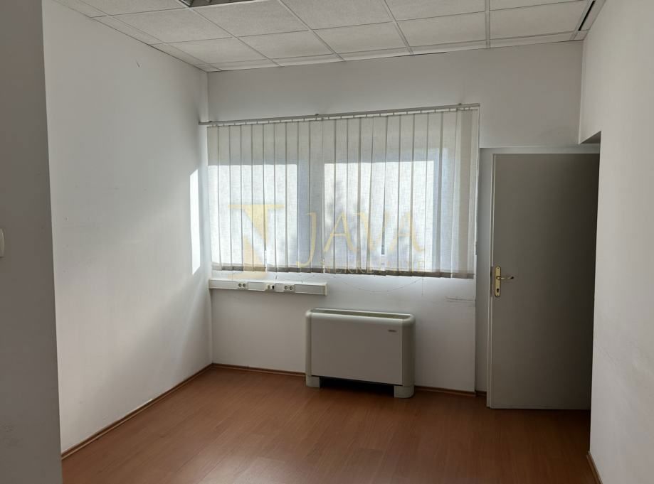 Poslovni prostor Škurinje, Rijeka, 217m2