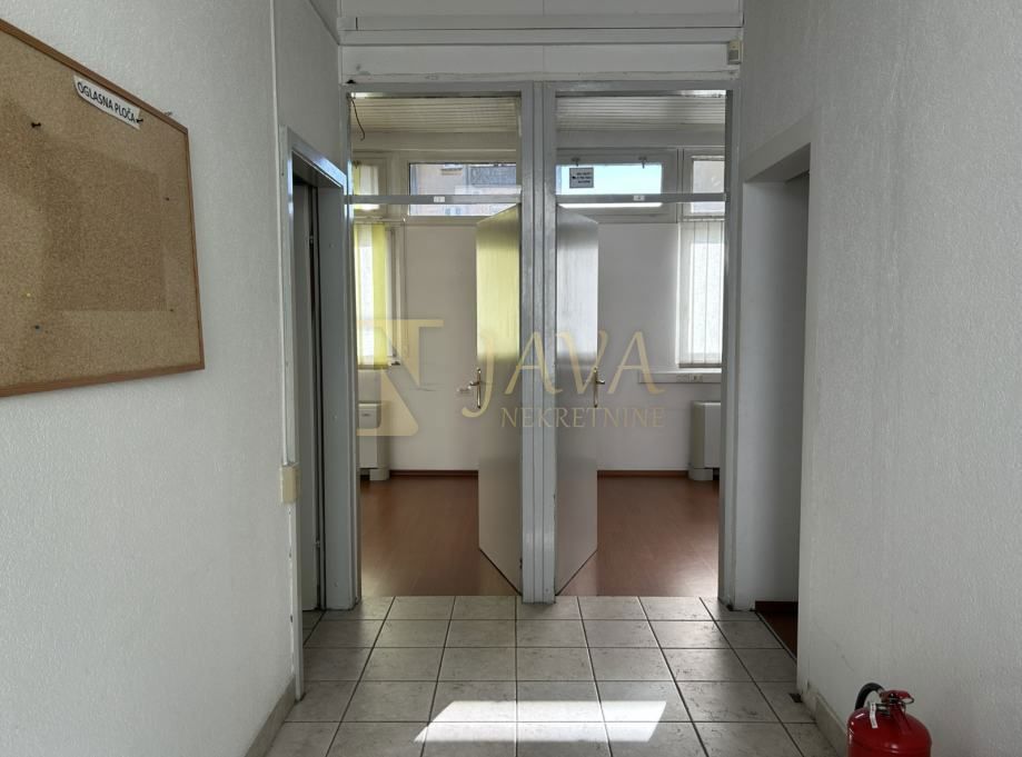 Poslovni prostor Škurinje, Rijeka, 217m2