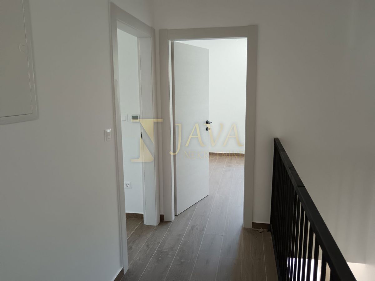 Hiša Rešetari, Kastav, 200m2