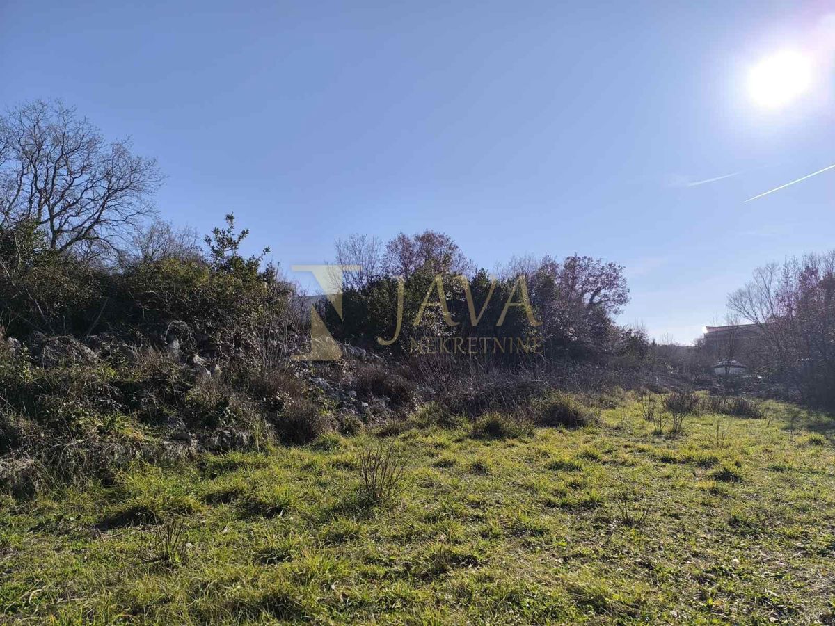 Zemljišče Malinska, Malinska-Dubašnica, 2.041m2