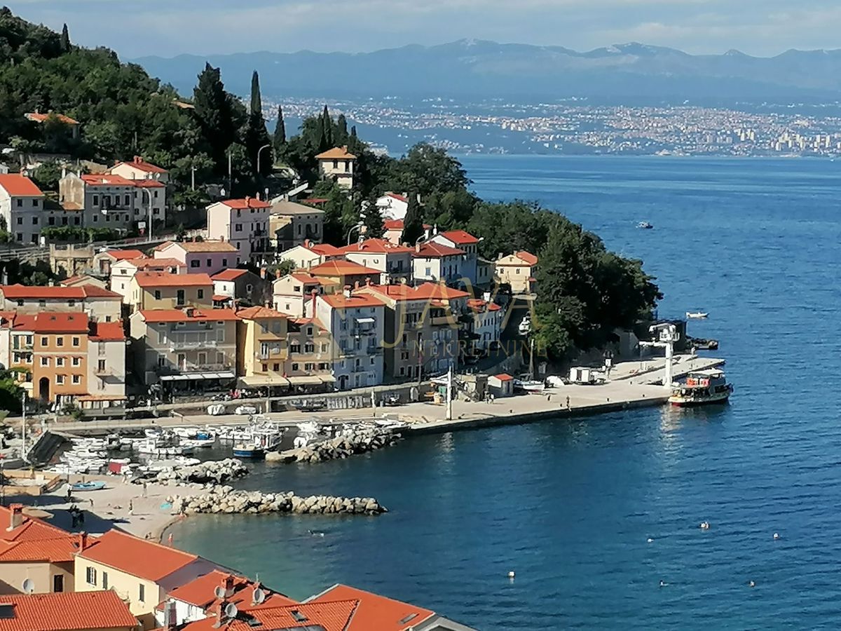 Zemljišče Mošćenička Draga, 1.500m2