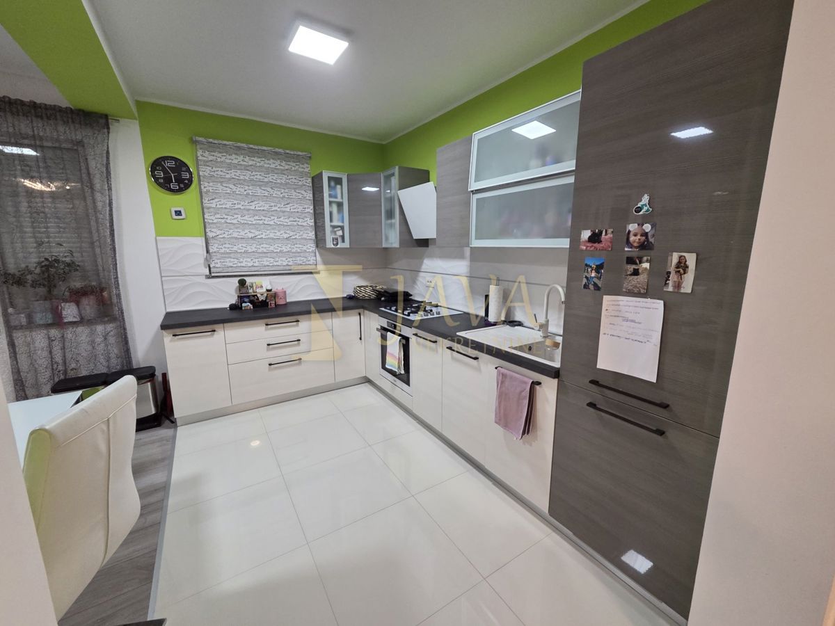 Stanovanje Pobri, Opatija - Okolica, 84m2