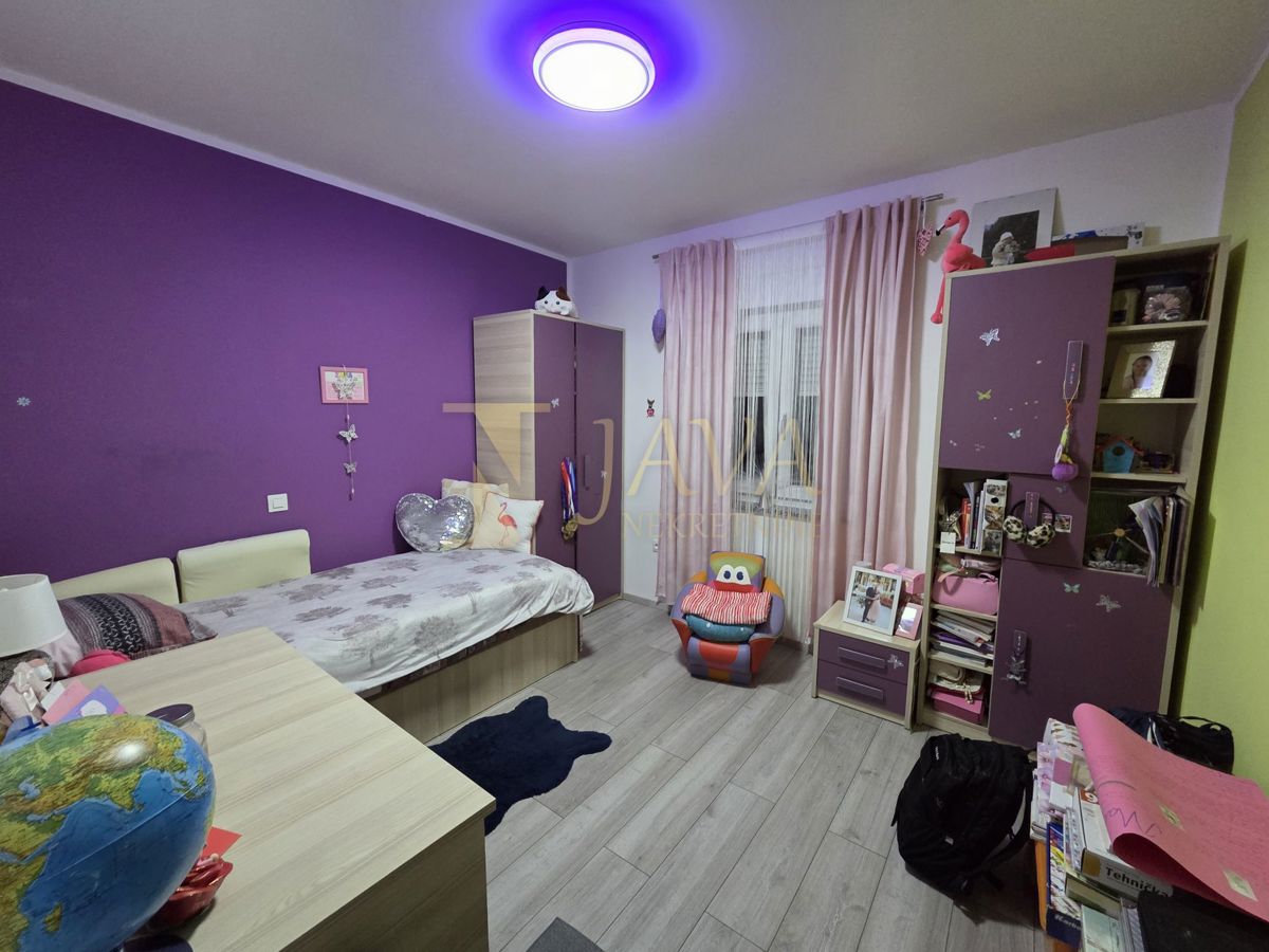 Stanovanje Pobri, Opatija - Okolica, 84m2