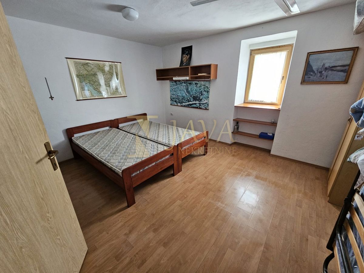 Hiša Risika, Vrbnik, 250m2