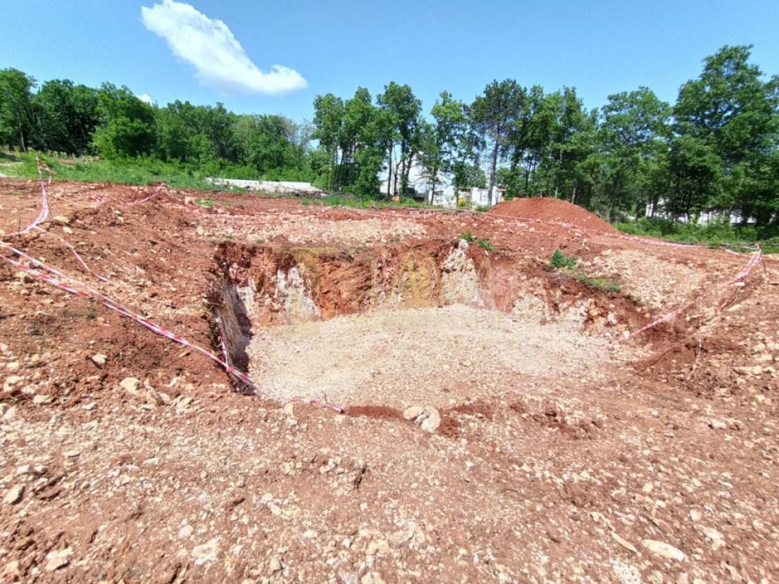 Zemljišče Sveti Bartul, Raša, 554m2