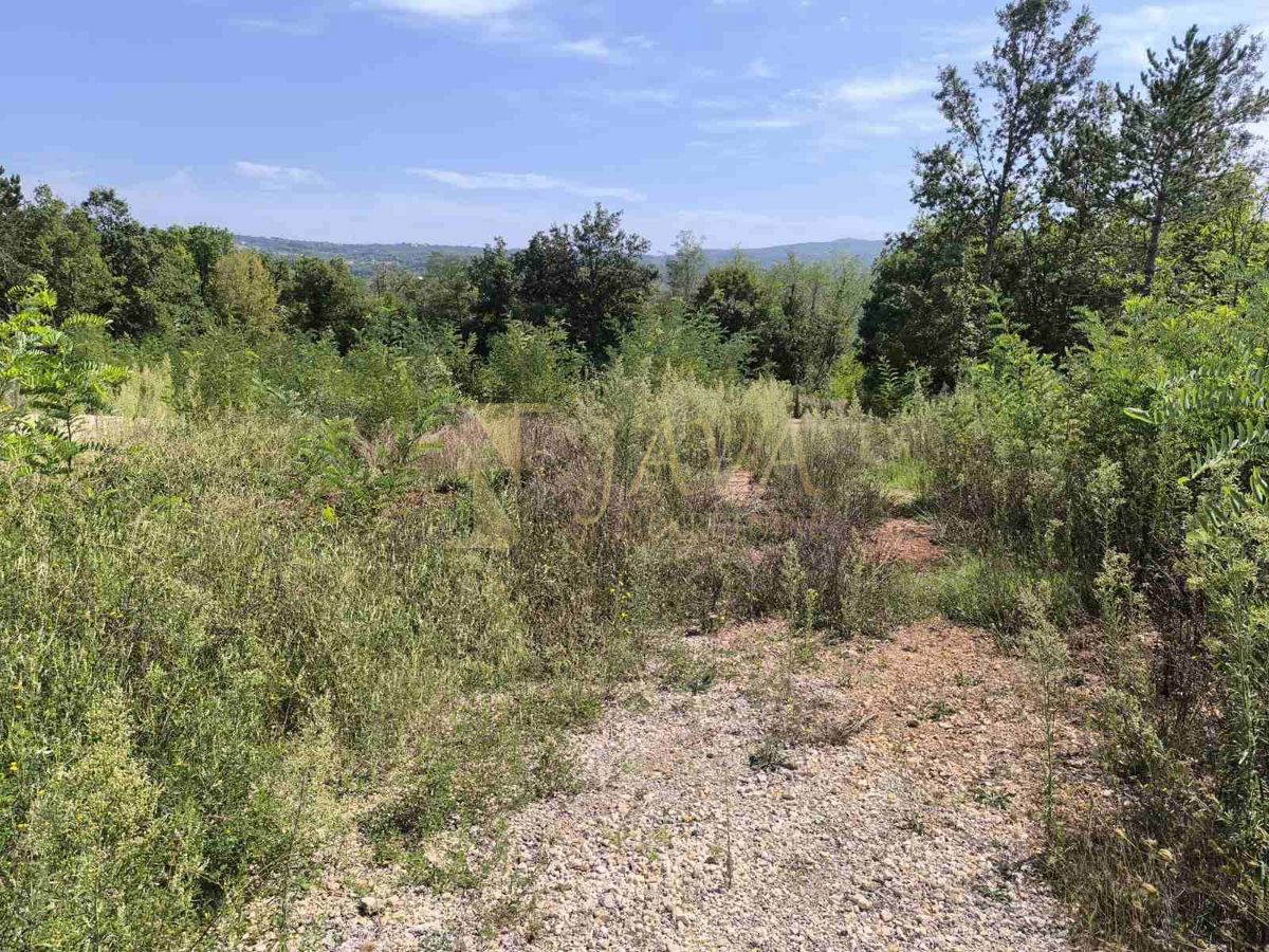 Zemljišče Sveti Bartul, Raša, 554m2