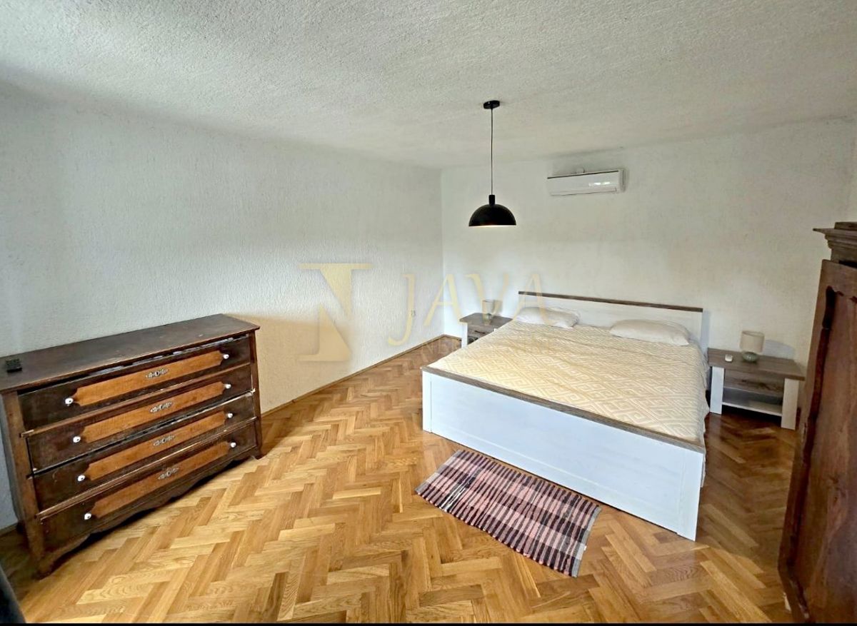 Hiša Grižane-Belgrad, Vinodolska Općina, 120m2