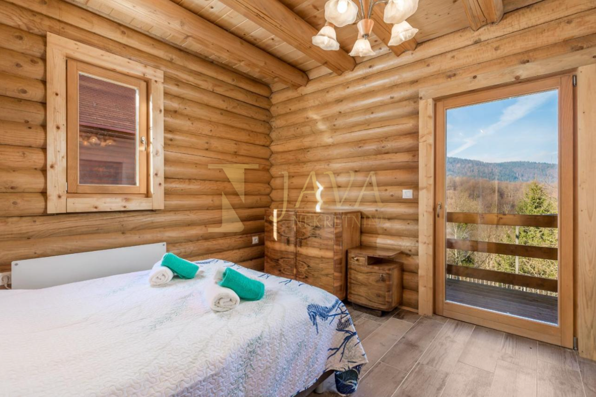 Hiša Delnice, 250m2