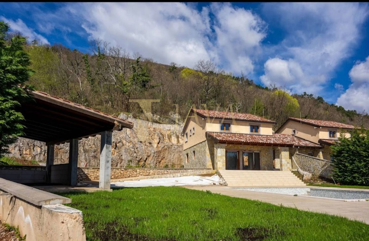 Hiša Ičići, Opatija - Okolica, 280m2