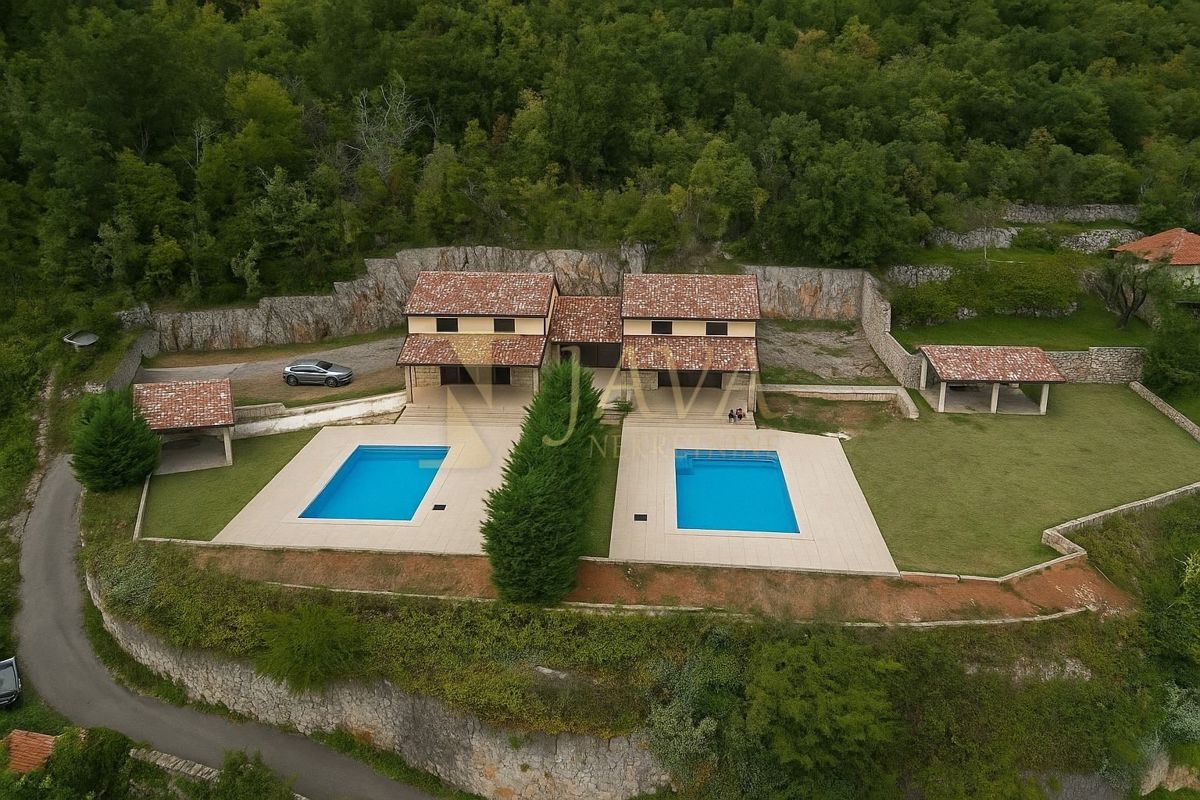 Hiša Ičići, Opatija - Okolica, 280m2