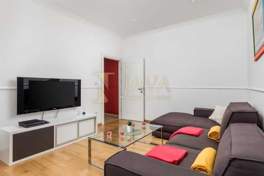 Stanovanje Centar, Rijeka, 77m2