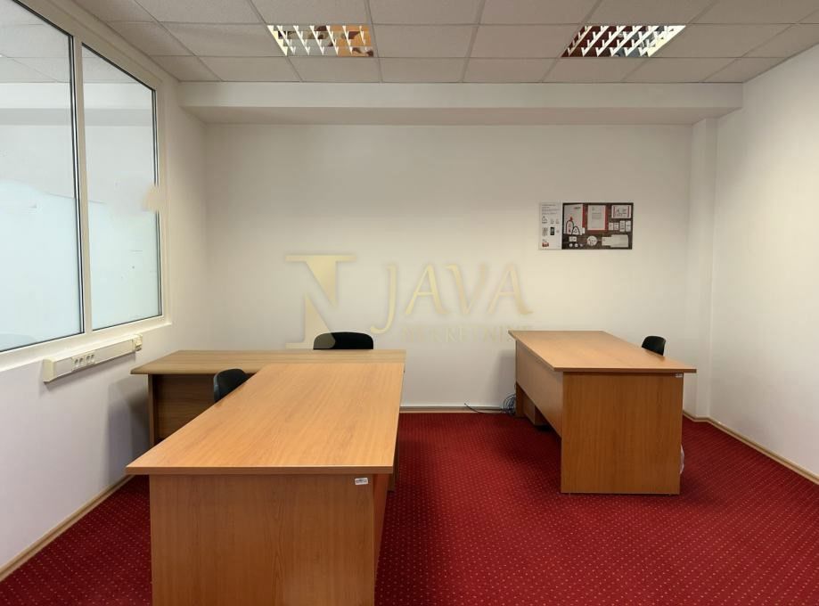 Poslovni prostor Škurinje, Rijeka, 325m2