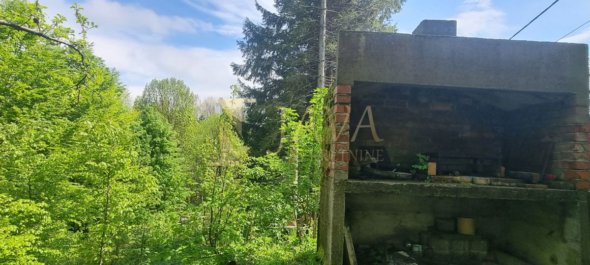 Hiša Benkovac Fužinski, Fužine, 184m2