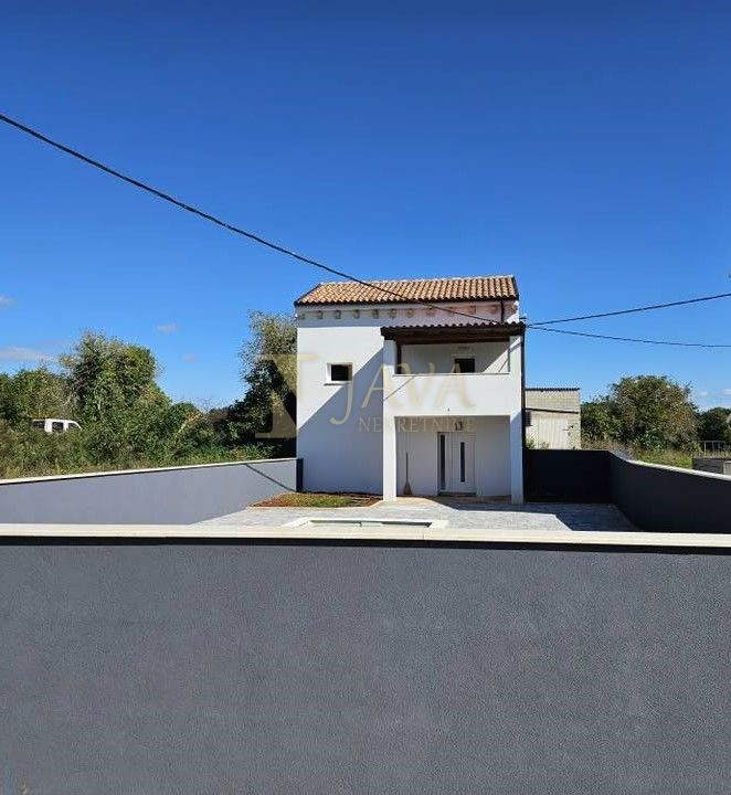 Hiša Cere, Žminj, 85m2