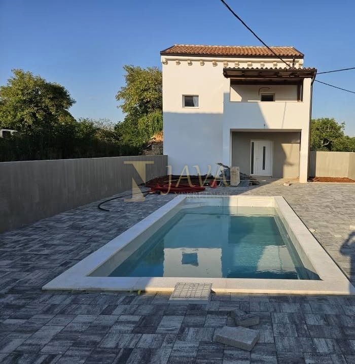 Hiša Cere, Žminj, 85m2