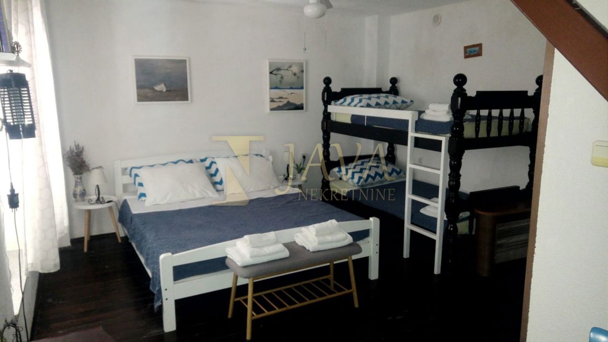 Hiša Klenovica, Novi Vinodolski, 77,60m2