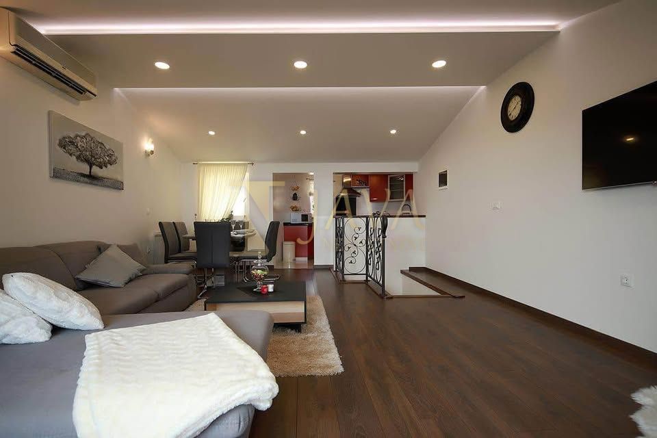 Stanovanje Ičići, Opatija - Okolica, 67m2