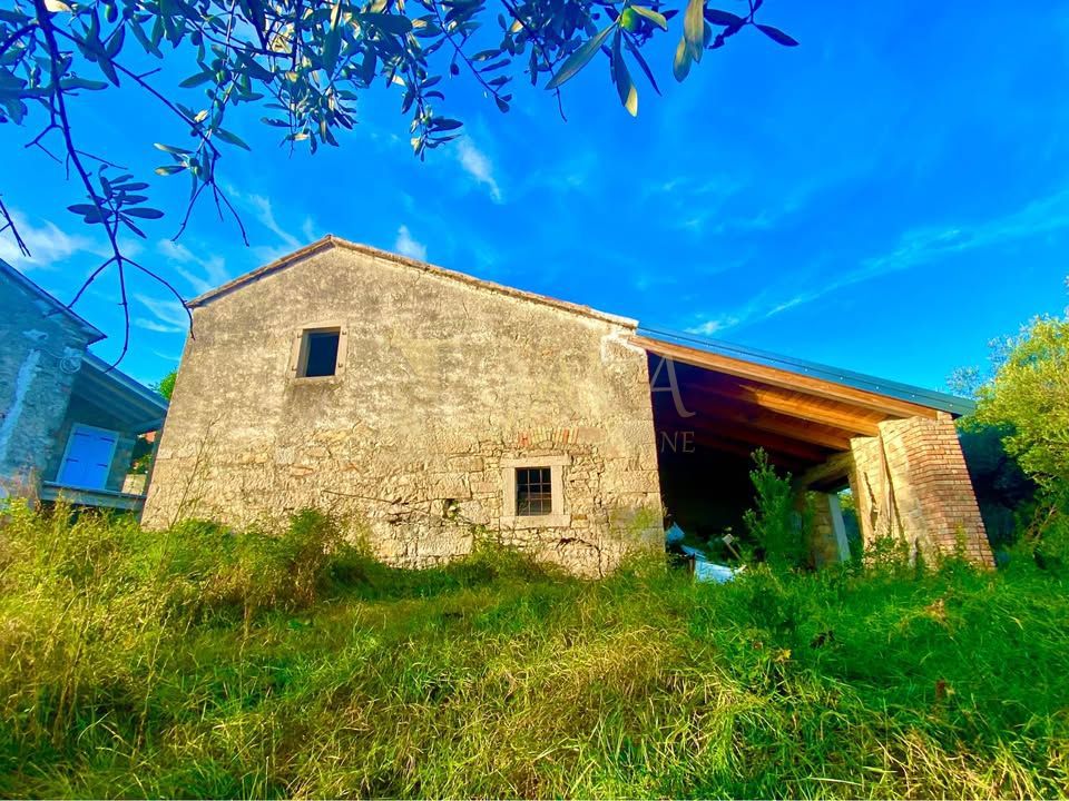 Hiša Draguć, Cerovlje, 230m2