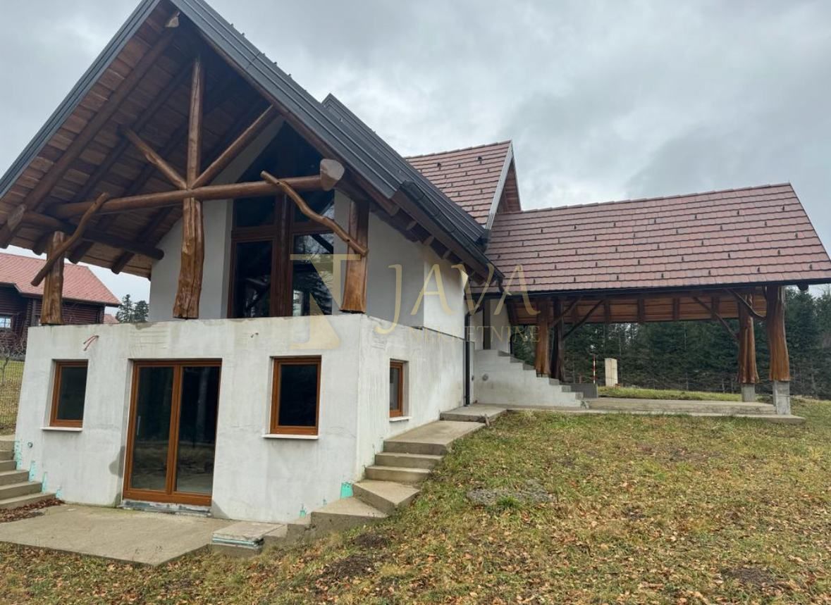 Hiša Benkovac Fužinski, Fužine, 173,79m2