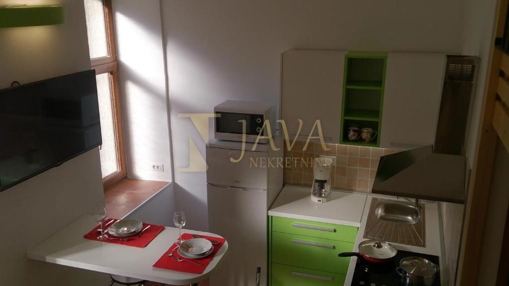 Stanovanje Školjić, Rijeka, 19m2