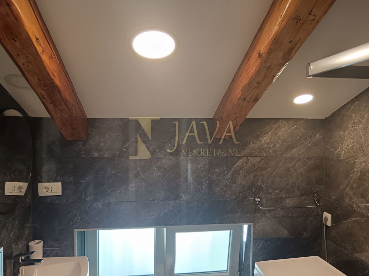 Stanovanje Opatija - Centar, Opatija, 145m2