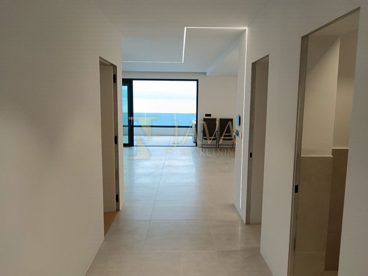 Stanovanje Punta Kolova, Opatija, 144,30m2