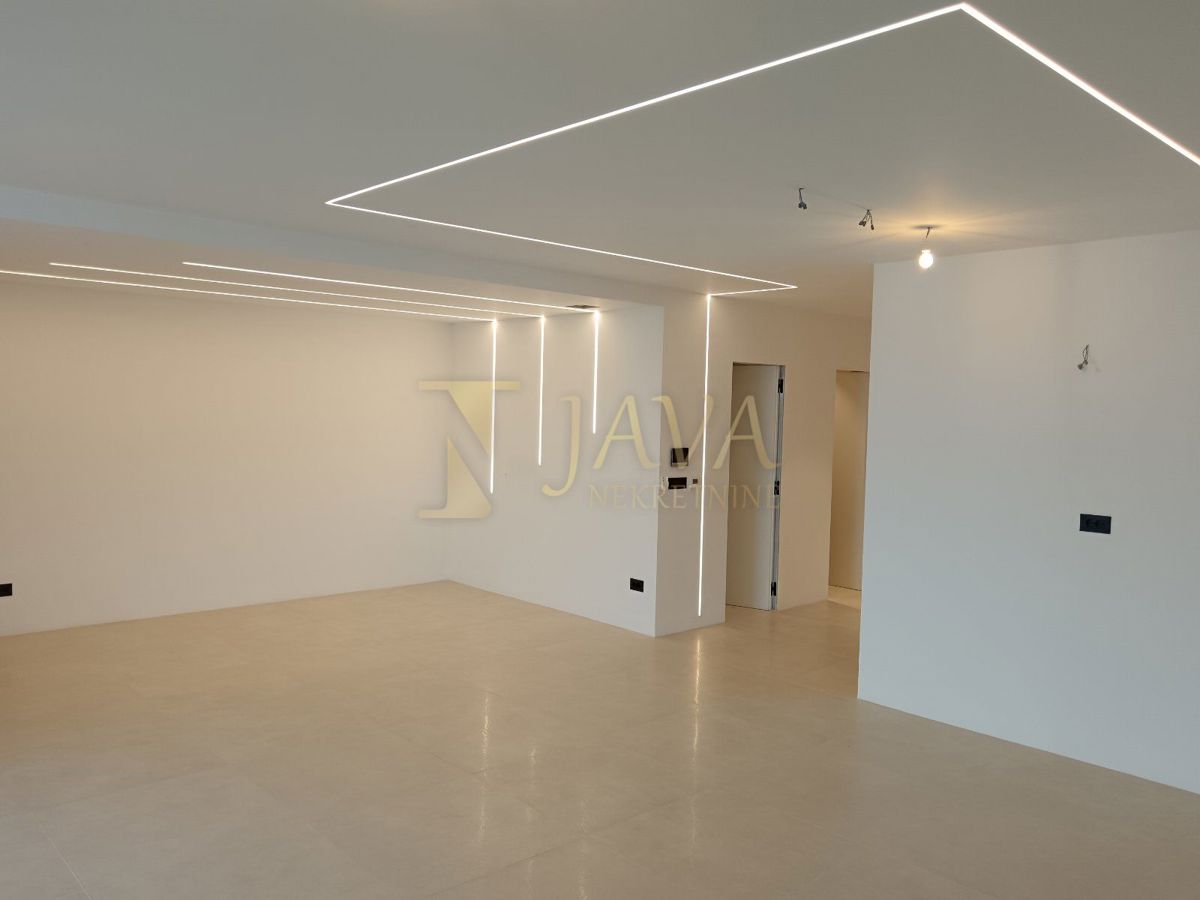 Stanovanje Punta Kolova, Opatija, 144,30m2