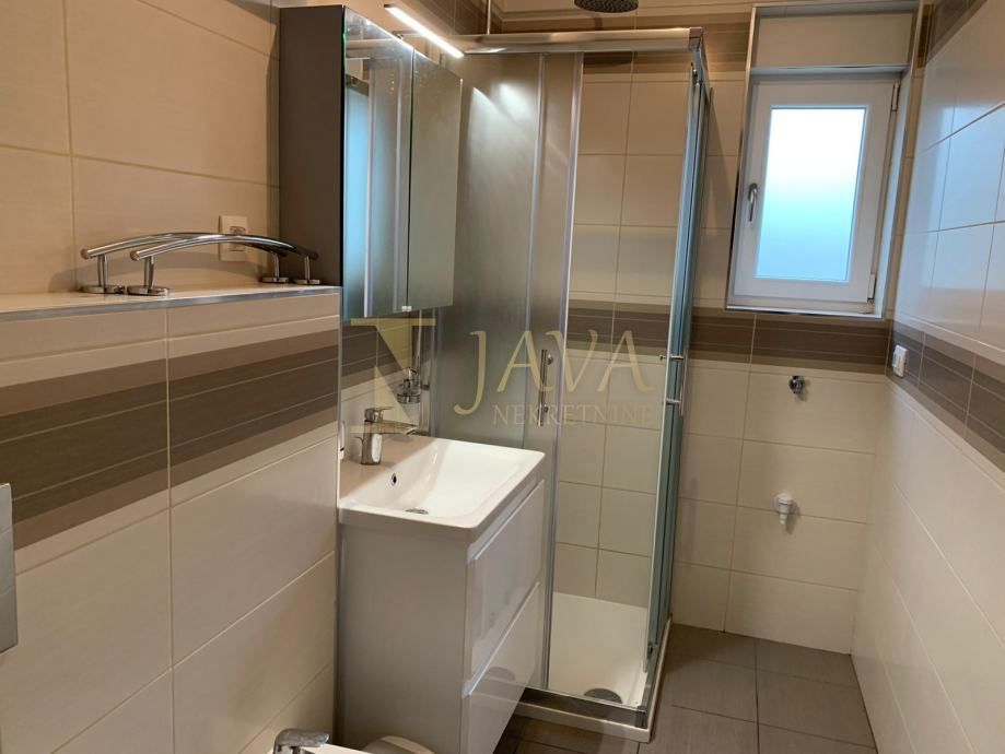 Stanovanje Dramalj, Crikvenica, 58m2